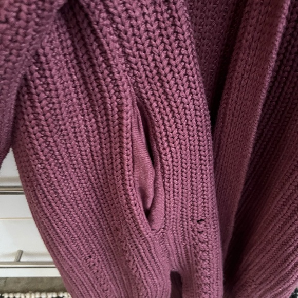 By Together: Chunky Knit Cardigan Sweater with Pockets - Picture 3 of 6